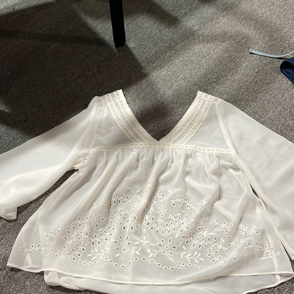Abercrombie & fitch cream top